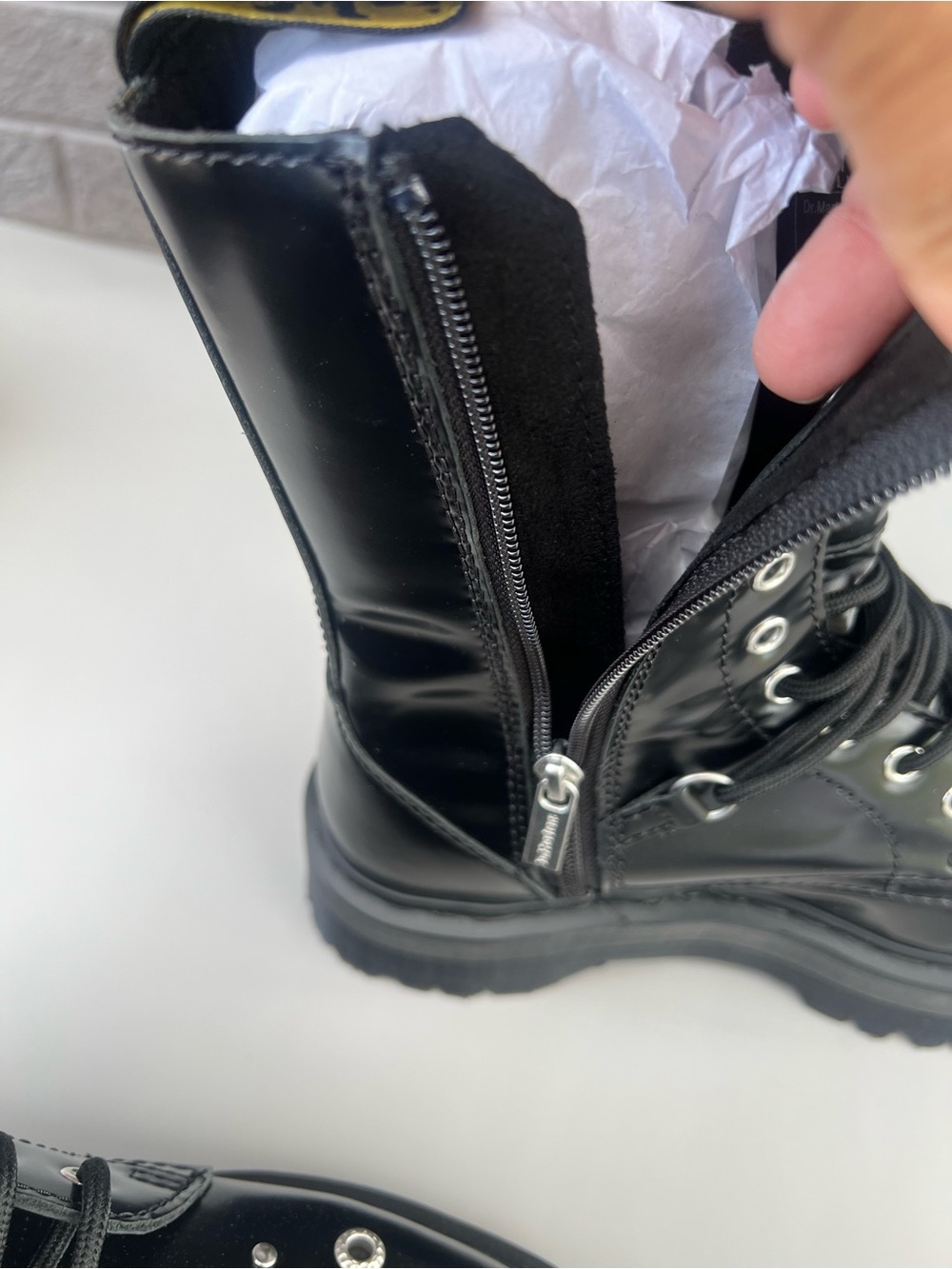 NWT Dr. Martens Jadon Hi Black Leather Platform Boots Sz Us 8M/9L - Picture 11 of 11